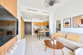 Elegant 1br Apartment At Bellevue Residence